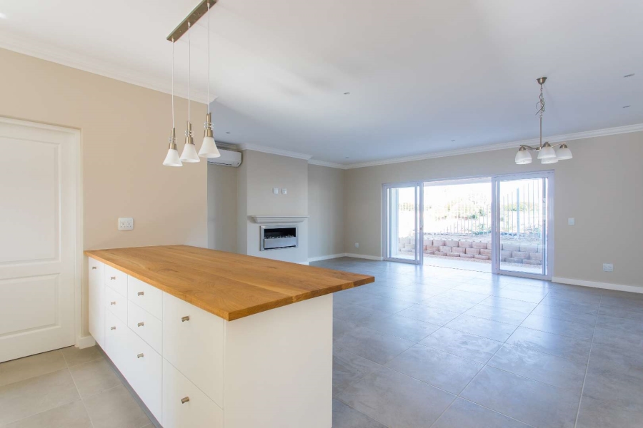 To Let 3 Bedroom Property for Rent in Val De Vie Estate Western Cape